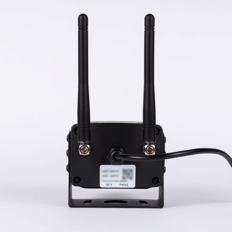 Bakkamera Full HD til iPhone / Android i kraftigt kabinet