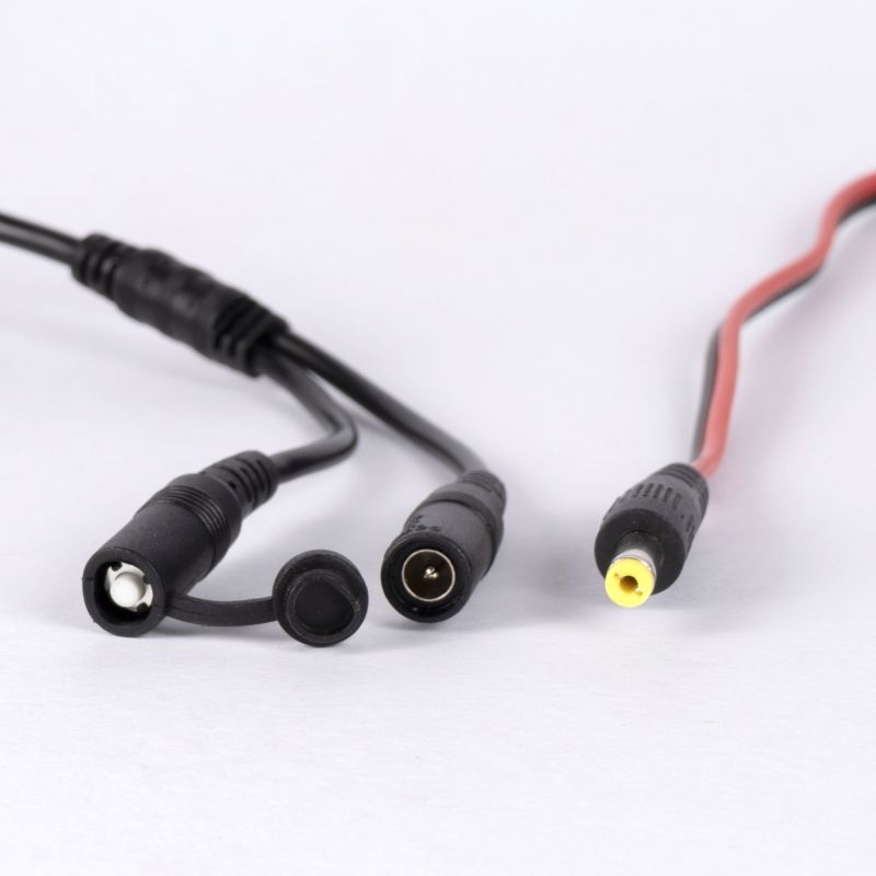 Bakkamera Full HD til iPhone / Android i kraftigt kabinet