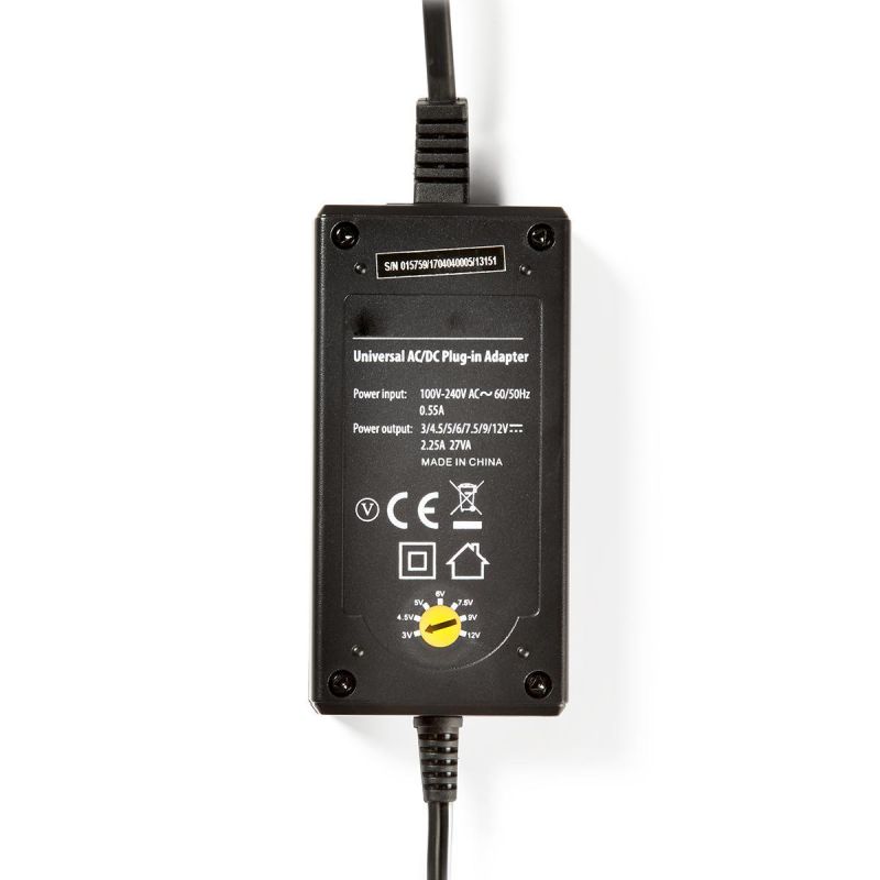 Universal strømforsyning 3-12 volt DC 2,25 A
