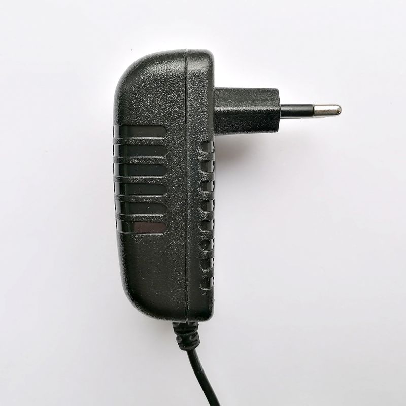 6 volt DC strømforsyning adapter 2,5 A