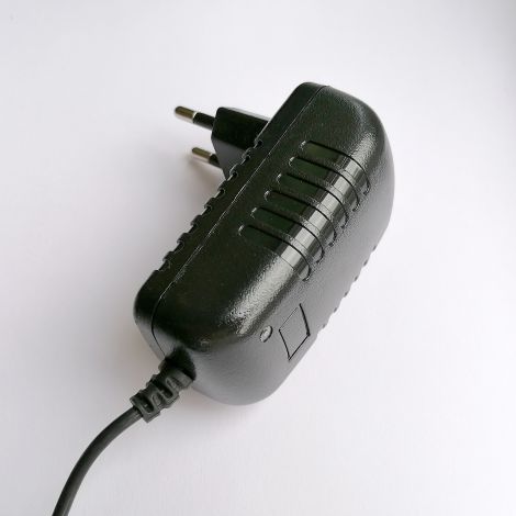 6 volt DC strømforsyning adapter 2,5 A