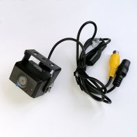 Bakkamerasæt med 5" skærm og kabelført kamera