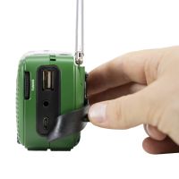 Nødradio FM / MW / SW med håndsving og solceller 