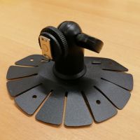 Universalholder med vifteformet fod og kugleled til 7" monitor