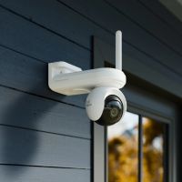  Reolink Altas PT Ultra batteridrevet 4K Wi-Fi kamera med pan-tilt